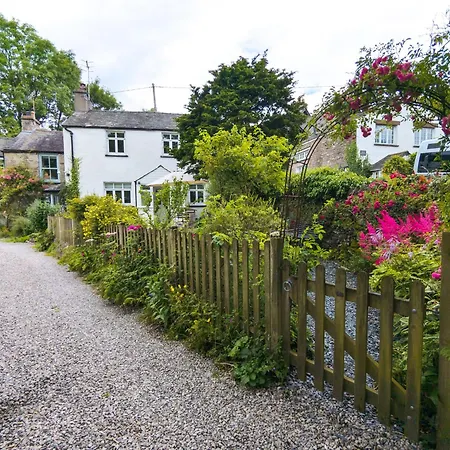 Tatil Evi Rose - Garden, Parking And Near A Pub