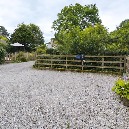 Rose - Garden, Parking And Near A Pub Casa vacanze *